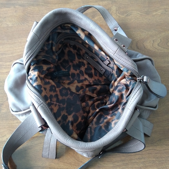 B. Makowsky purse - Picture 7 of 9